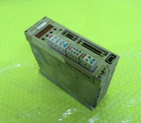 Yaskawa SGDM-01ADA AC SERVO AMPLIFIER 200-230V 2A 0.1KW 50/60HZ NEW