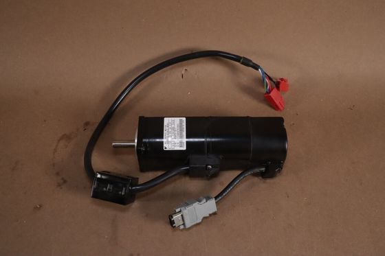 Yaskawa SGMAH-01AAAG761 AC SERVO MOTOR 200V 2.6A 400W 3000RPM NEW