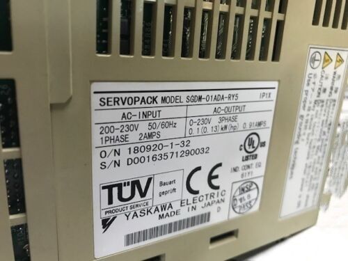 Yaskawa SGDM-01ADA-RY5 AC SERVO AMPLIFIER 200-230V 2A 0.1KW NEW