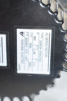 Yaskawa SGMGH-05ACA6 AC SERVO MOTOR 200V 3.8A 450W 1500RPM NEW