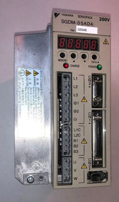 Yaskawa SGDM-05ADAY61 AC SERVO AMPLIFIER 200-230V 5.5A 0.5KW NEW