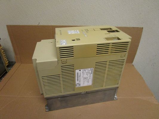 Yaskawa SGDM-10AC-SD1 AC SERVO AMPLIFIER 200-230V 7A 1KW NEW