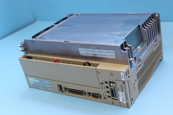 Yaskawa SGDM-20AC-SD2BM AC SERVO AMPLIFIER 200-230V 18.5A 2KW NEW
