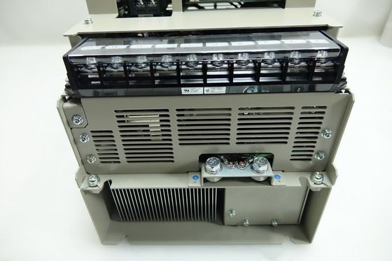 Yaskawa SGDM-75AC-SD1 AC SERVO AMPLIFIER 200-230V 41A 7.5KW NEW