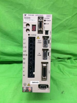Yaskawa SGDS-04A12AY27 AC SERVO AMPLIFIER 200-230V 4.7A 400W NEW