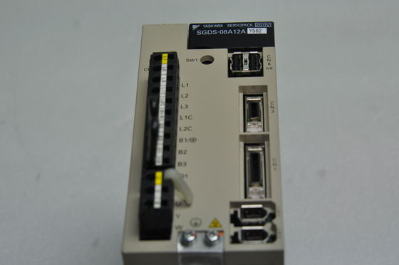 Yaskawa SGDS-08A12AY524 AC SERVO AMPLIFIER 200-230V 8.8A 750W NEW