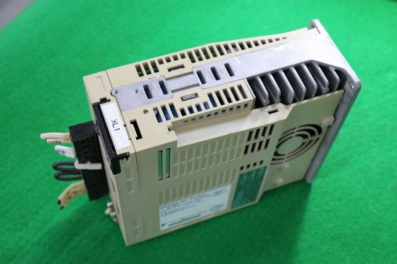 Yaskawa SGDS-08A15A AC SERVO AMPLIFIER 200-230V 8.8A 750W NEW