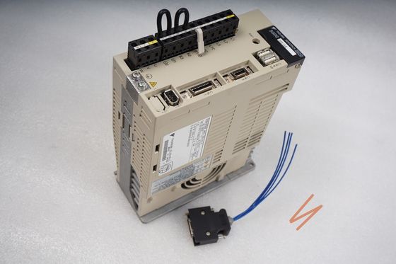 Yaskawa SGDS-08A15A AC SERVO AMPLIFIER 200-230V 8.8A 750W NEW