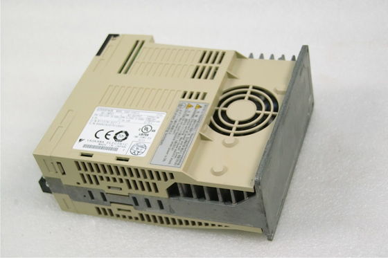 Yaskawa SGDS-10A01A AC SERVO AMPLIFIER 200-230V 4.9A 1KW NEW