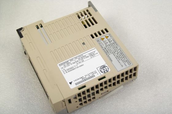 Yaskawa SGDS-A5A15A AC SERVO AMPLIFIER 200-230V 0.6A 50W NEW