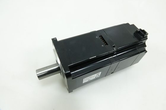 Yaskawa SGMJV-08ADA2C AC SERVO MOTOR 200V 4.7A 750W 3000RPM NEW