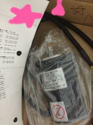 Yaskawa SGM-01A3T012 AC SERVO MOTOR 100W 200V 0.87A 3000RPM NEW