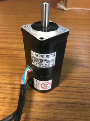 Yaskawa SGM-01B312 AC SERVO MOTOR 100W 100V 2.2A 3000RPM NEW