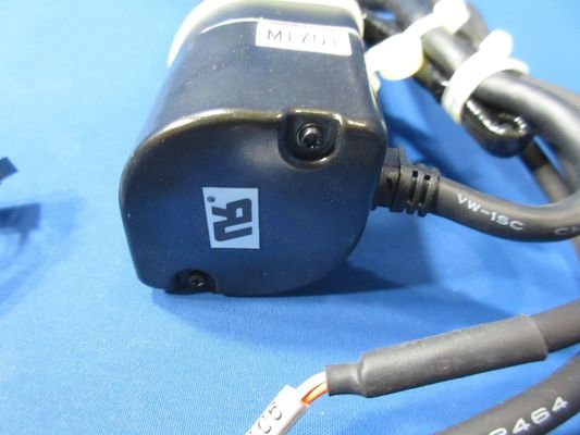Yaskawa SGM-01U312 AC SERVO MOTOR 100W 200V 0.87A 3000RPM NEW
