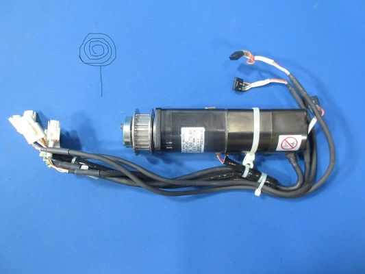 Yaskawa SGM-01U312 AC SERVO MOTOR 100W 200V 0.87A 3000RPM NEW