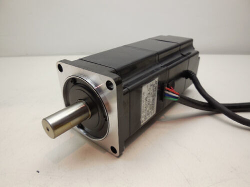 Yaskawa SGM-02A312B AC SERVO MOTOR 200W 200V 2A 3000RPM 1 YEAR NEW