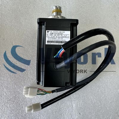 Yaskawa SGM-02A3B4SPL AC SERVO MOTOR 200W 200V 2A 3000RPM NEW