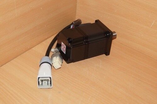 Yaskawa SGM-02A3FJ73 AC SERVO MOTOR 200W 200V 2A 3000RPM NEW