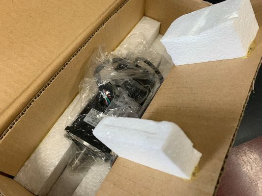 Yaskawa SGM-02U314 AC SERVO MOTOR 200W 200V 2A 3000RPM NEW