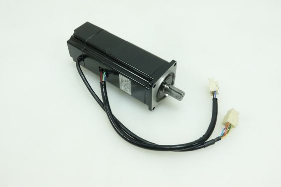 Yaskawa SGM-04A312B AC SERVO MOTOR 400W 200V 2.6A 3000RPM NEW