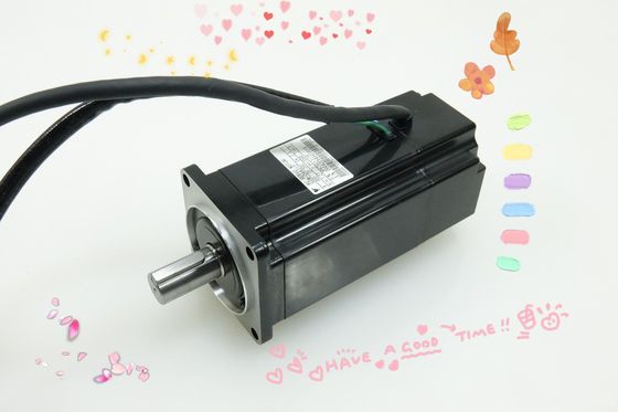 Yaskawa SGM-04A3FJ23 AC SERVO MOTOR 400W 200V 2.6A 3000RPM NEW