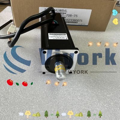 Yaskawa SGM-04UWB4L AC SERVO MOTOR 400W 200V 2.6A 3000RPM NEW