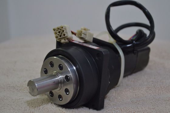 Yaskawa SGM-08A3G26 AC SERVO MOTOR 750W 200V 4.4A 3000RPM NEW