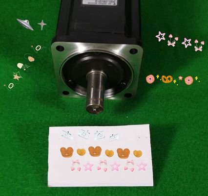 Yaskawa SGM-08V312 AC SERVO MOTOR 750W 200V 4.4A 3000RPM NEW