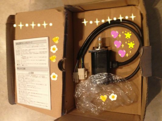 Yaskawa SGM-A3U3B2L AC SERVO MOTOR 30W 200V 0.42A 3000RPM NEW