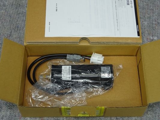 Yaskawa SGMAH-01A1A4C AC SERVO MOTOR 100W 200V 0.91A 3000RPM NEW