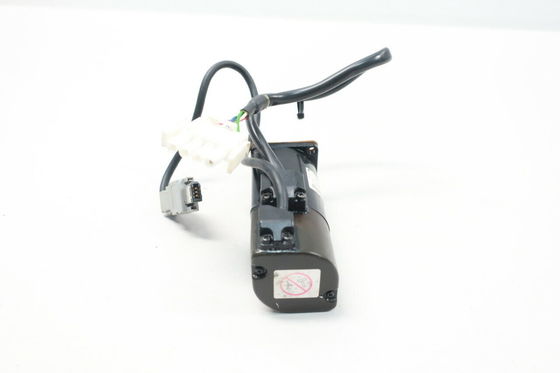 Yaskawa SGMAH-01A1A-FJ61 AC SERVO MOTOR 100W 200V 0.91A NEW