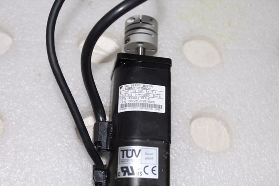 Yaskawa SGMAH-01BAA21 AC SERVO MOTOR 100W 100V 2.4A 3000RPM NEW