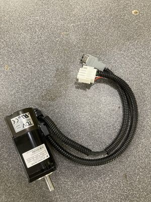 Yaskawa SGMAH-02A1A61D-0Y AC SERVO MOTOR 200W 200V 2.1A 3000RPM NEW
