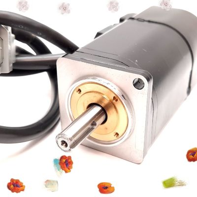 Yaskawa SGMAH-01BBABC AC SERVO MOTOR 100W 100V 2.4A 3000RPM NEW
