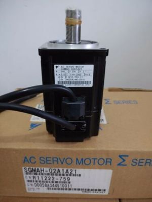Yaskawa SGMAH-02A1A21 AC SERVO MOTOR 200W 200V 2.1A 3000RPM NEW