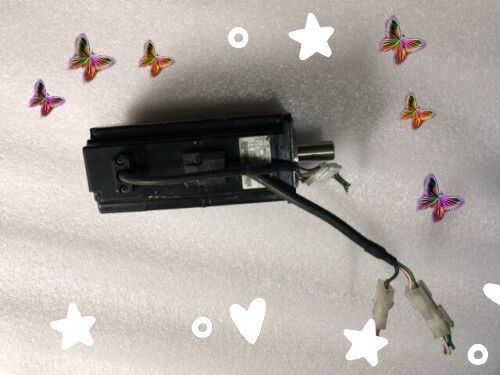 Yaskawa SGMAH-02A1A-SM21 AC SERVO MOTOR 200W 200V 2.1A 3000RPM NEW