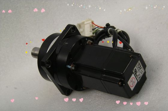 Yaskawa SGMAH-02AAAH161 AC SERVO MOTOR 200W 200V 2.1A 3000RPM NEW