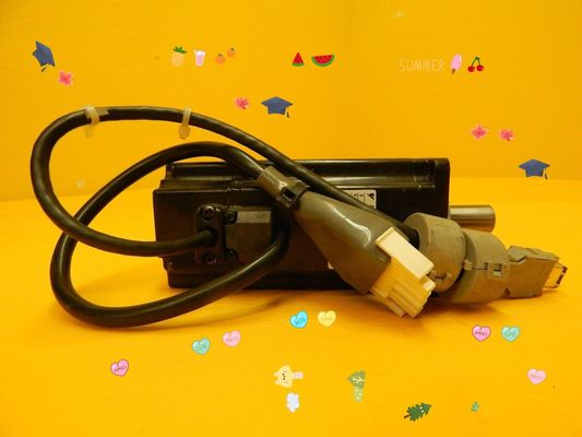 Yaskawa SGMAH-04A1A-AD21 AC SERVO MOTOR 400W 200V 3000RPM NEW