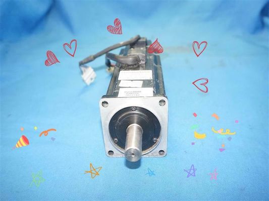 Yaskawa SGMAH-04A1A-SM21 AC SERVO MOTOR 400W 200V 3000RPM NEW