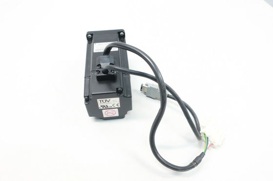 Yaskawa SGMAH-04AAAG161 AC SERVO MOTOR 400W 200V 3000RPM 2.8A NEW