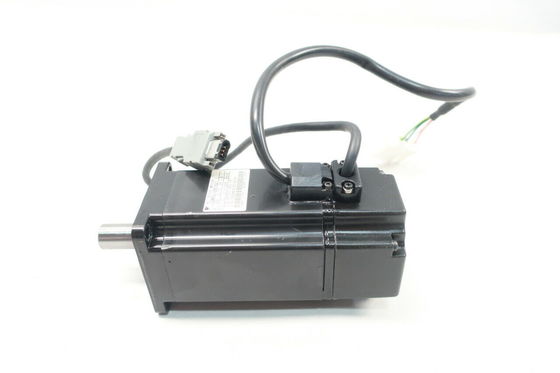 Yaskawa SGMAH-08A1A6C AC SERVO MOTOR 750W 200V 3000RPM 4.4A NEW