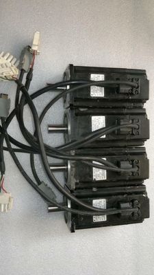 Yaskawa SGMAH-04ABA-ND11 AC SERVO MOTOR 400W 200V 3000RPM 2.8A NEW