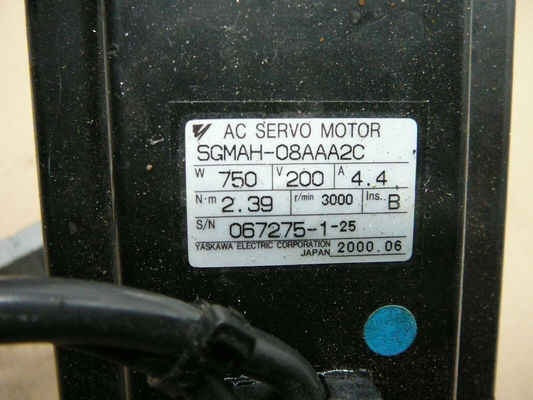 Yaskawa SGMAH-08AAA2C AC SERVO MOTOR 750W 200V 3000RPM 4.4A NEW