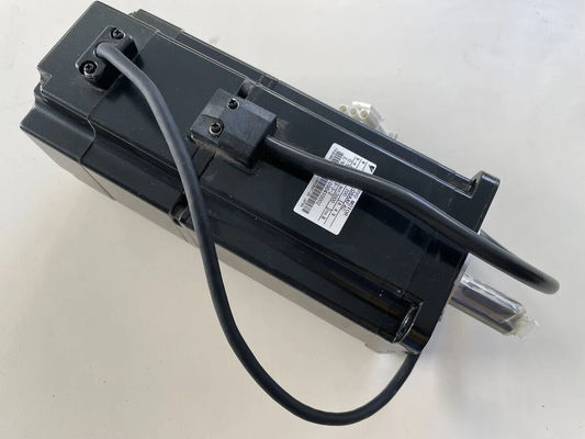 Yaskawa SGMAH-08AAF4C AC SERVO MOTOR 750W 200V 3000RPM 4.4A NEW