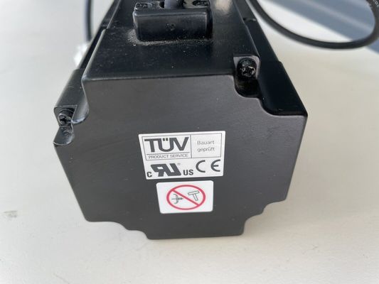 Yaskawa SGMAH-08AAF4C AC SERVO MOTOR 750W 200V 3000RPM 4.4A NEW