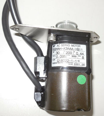 Yaskawa SGMAH-A3AAA-YB11 AC SERVO MOTOR 30W 200V 3000RPM 0.44A NEW