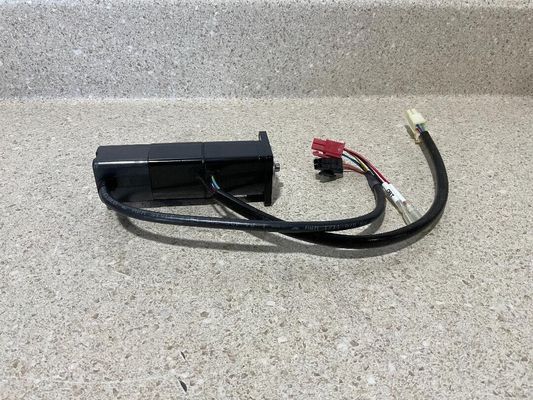Yaskawa SGMAH-A5A1AJ721 AC SERVO MOTOR 50W 200V 3000RPM 0.64A NEW