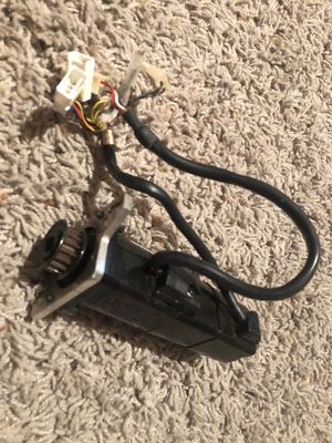 Yaskawa SGMAH-A5AAA41H AC SERVO MOTOR 50W 200V 3000RPM 0.6A NEW