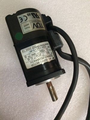 Yaskawa SGMAH-A5AAA41H AC SERVO MOTOR 50W 200V 3000RPM 0.6A NEW