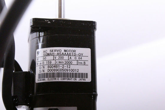 Yaskawa SGMAH-A5AAA61D-OY AC SERVO MOTOR 50W 200V 3000RPM 0.64A NEW
